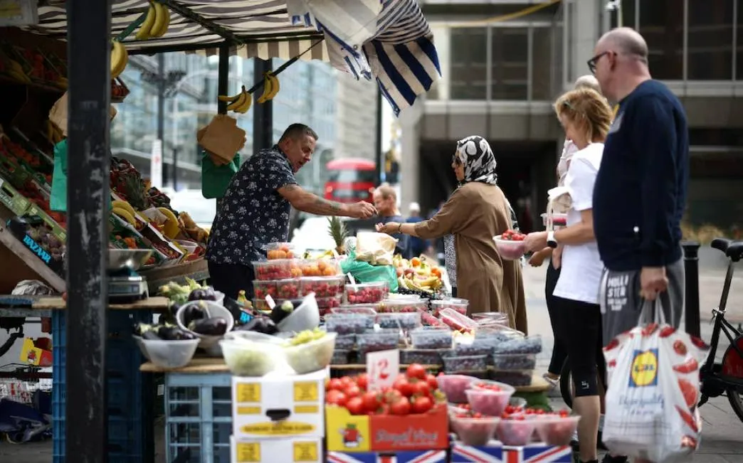 تضخم بريطانيا يرتفع إلى 3.1 % في أغسطس مع صعود أسعار الوقود